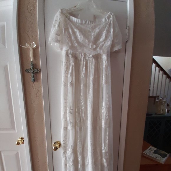 Source Unknown Dresses & Skirts - New Cotton Lace Maxie Dress